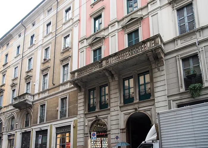 Brera District 2 Bedrooms -Youhosty